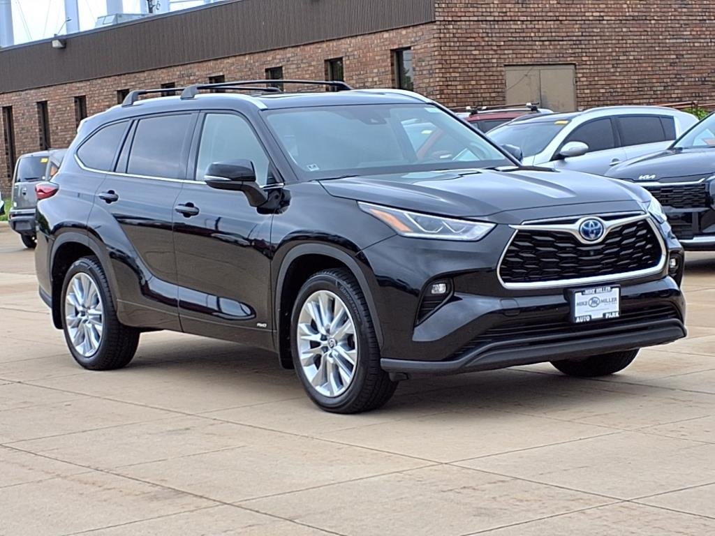 2022 Toyota Highlander Limited Hybrid photo 27