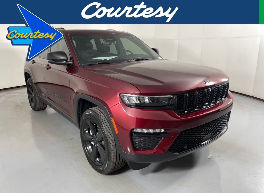 2025 Jeep Grand Cherokee Altitude's photo