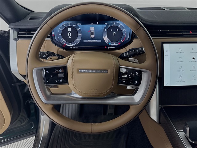 2025 Land Rover Range Rover SE photo 9