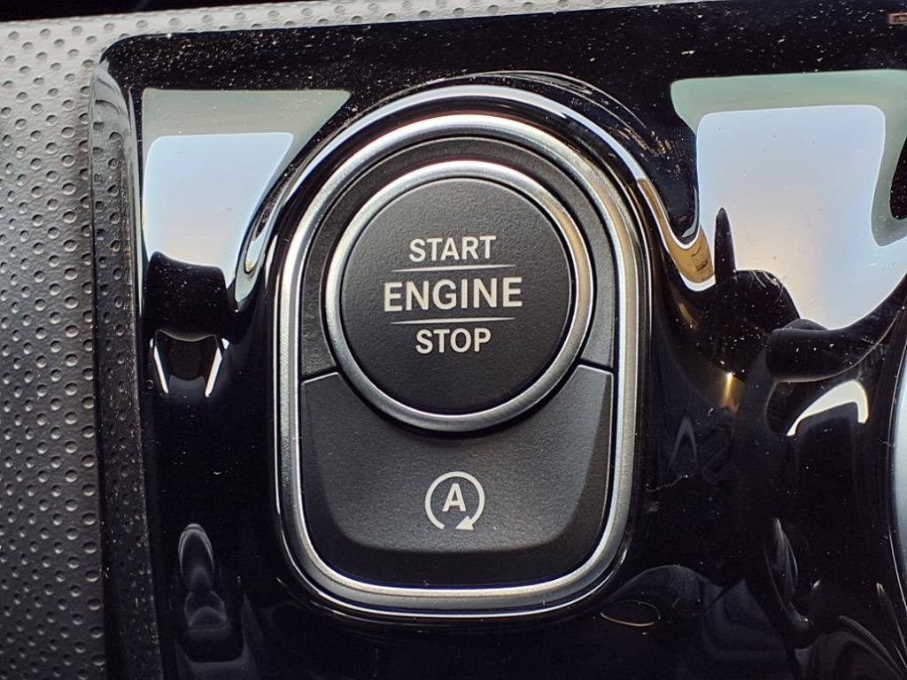 2025 Mercedes Benz CLA 250 4MATIC photo 23
