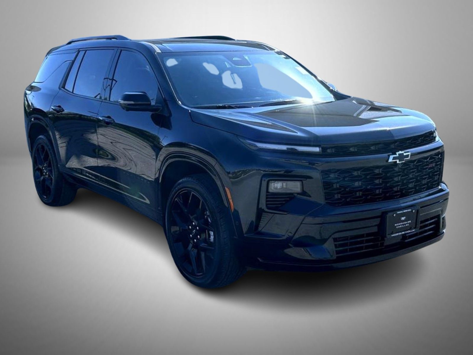 2025 Chevrolet Traverse RS photo 2
