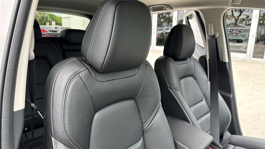 2025 Mazda CX-5 2.5 S Preferred photo 43