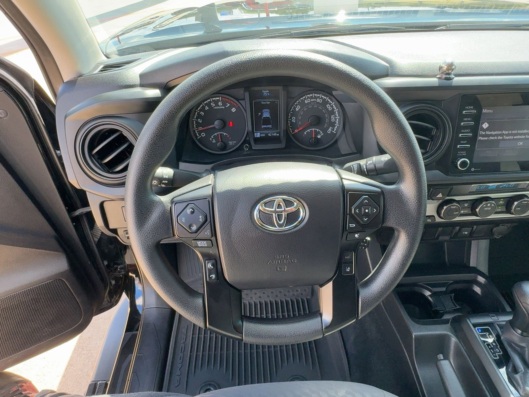 2023 Toyota Tacoma SR V6 photo 4