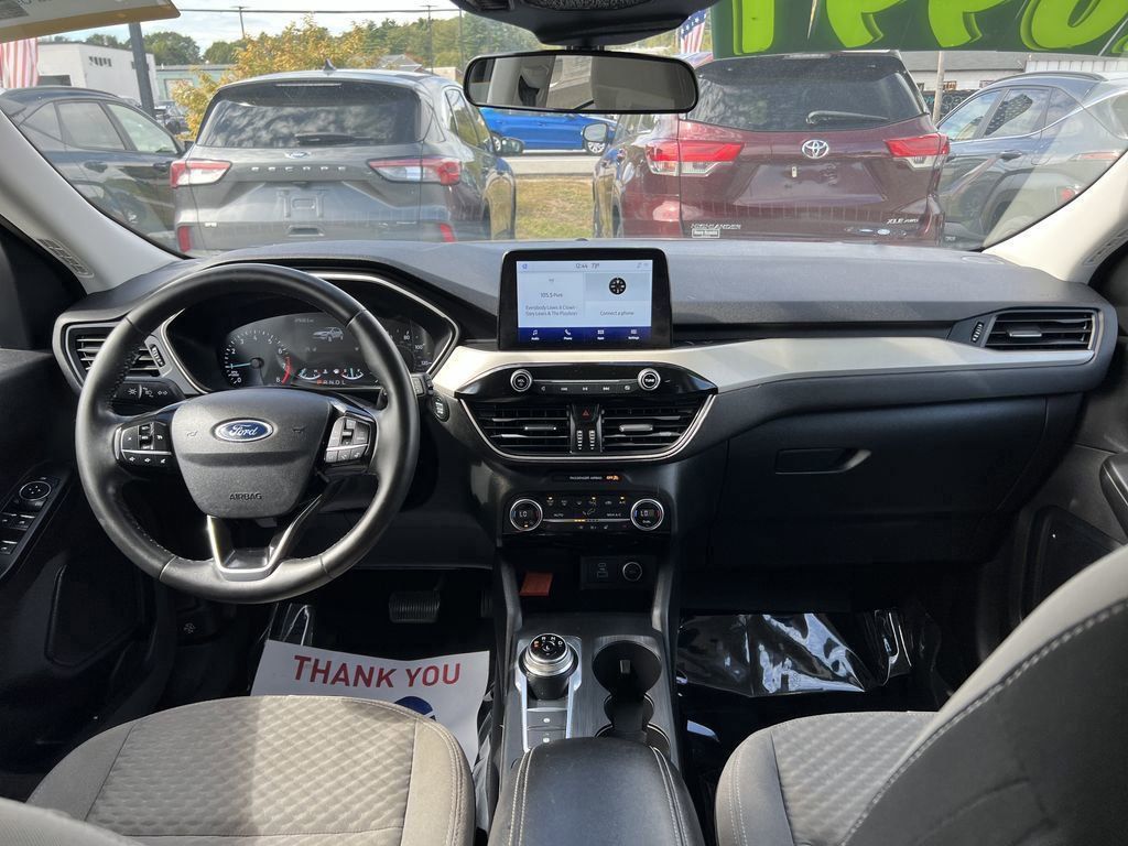 2021 Ford Escape SE photo 16