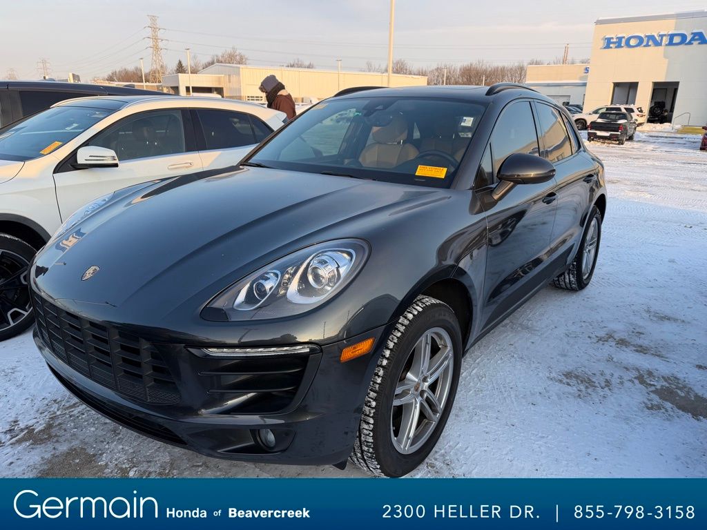 2018 Porsche Macan Base