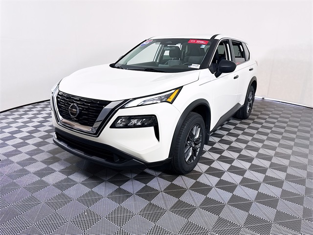 2021 Nissan Rogue S photo 3