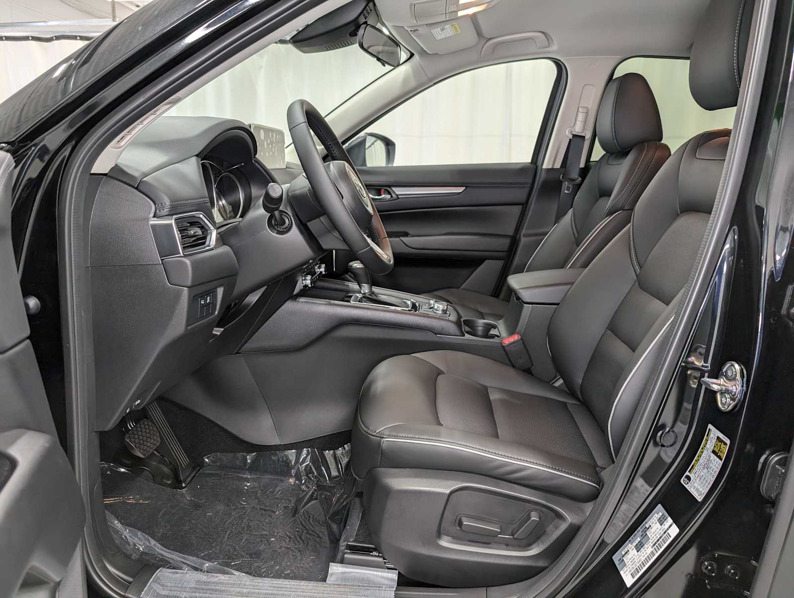 2025 Mazda CX-5 2.5 Select photo 2