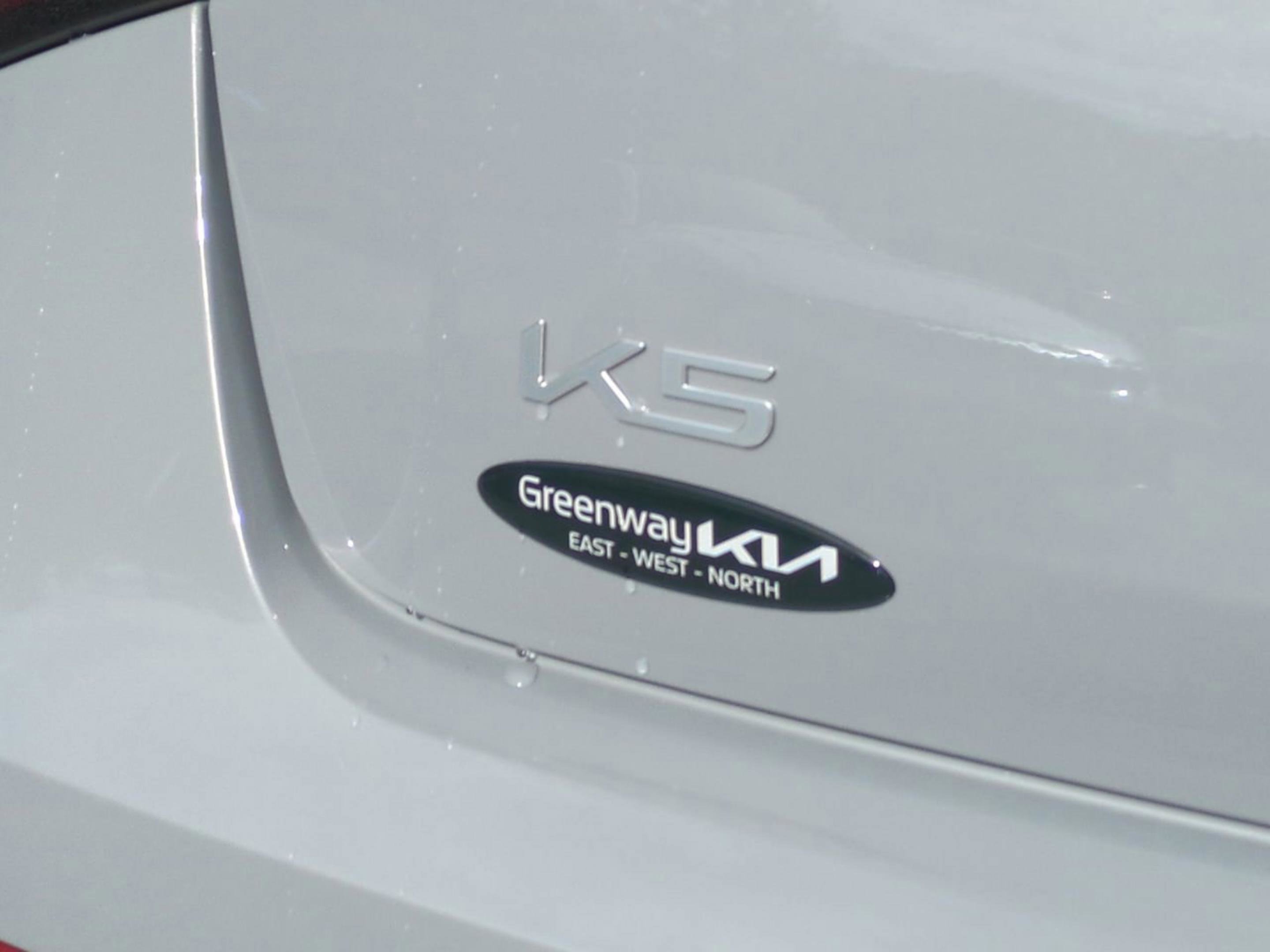 2026 Kia K5 GT-Line photo 11