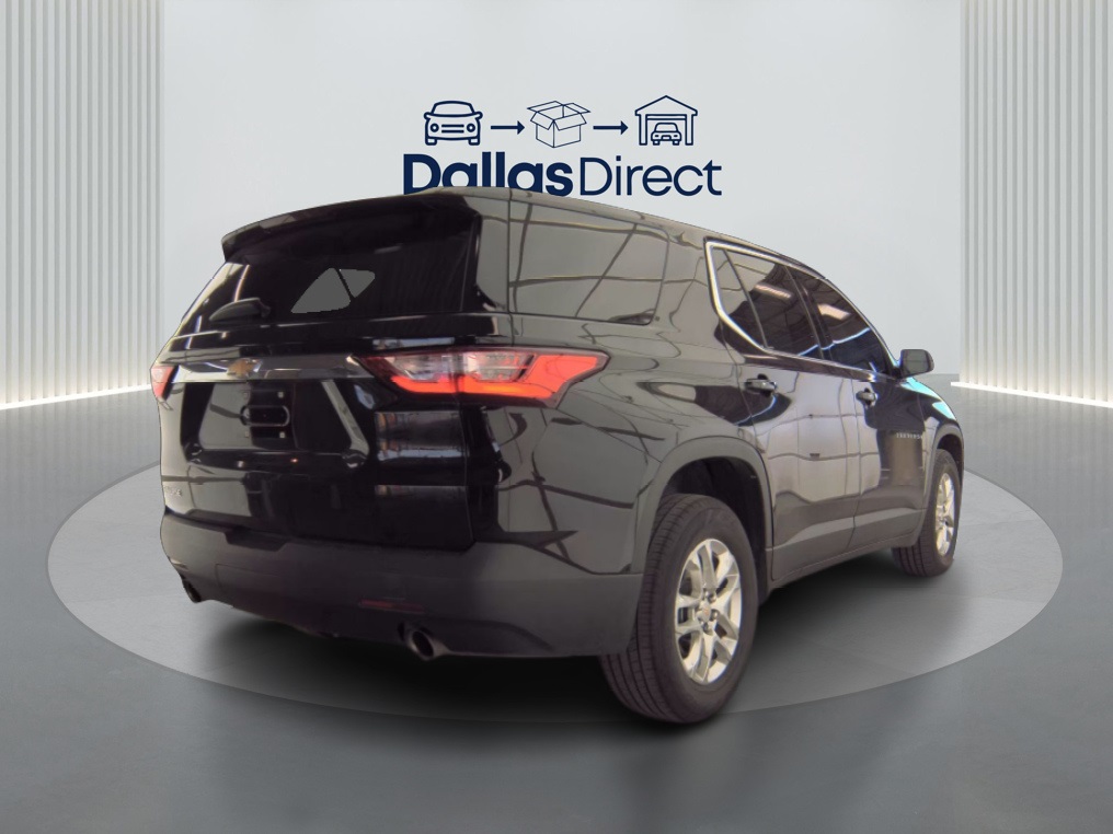2020 Chevrolet Traverse LS photo 2