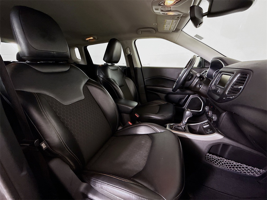 2018 Jeep Compass Latitude photo 26