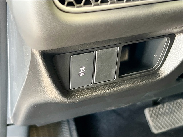 2026 Honda HR-V EX-L photo 13
