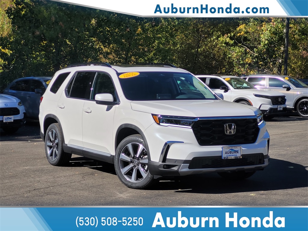 2025 Honda Pilot Touring's photo