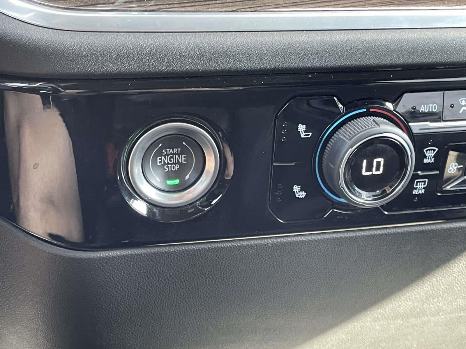 2022 Chevrolet Silverado 1500 LT photo 28
