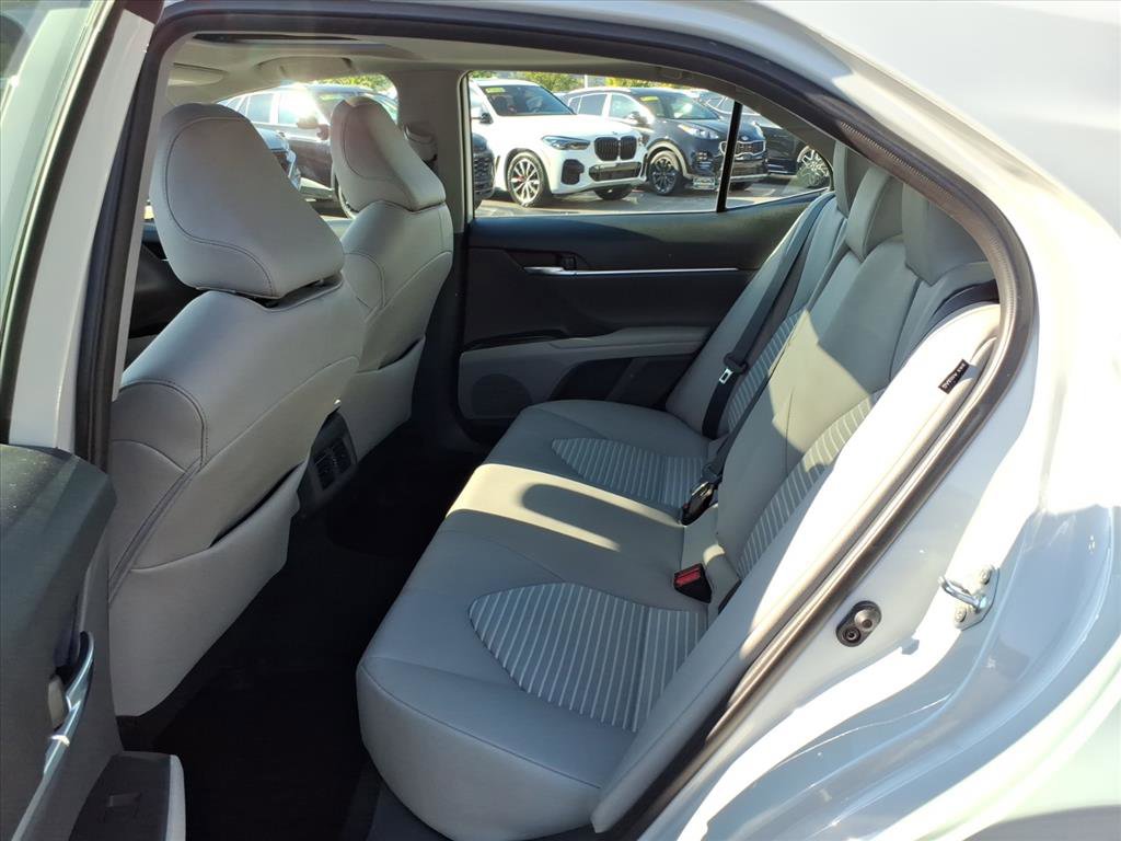 2023 Toyota Camry SE photo 11