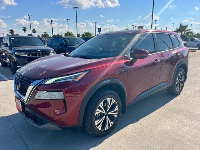 2022 Nissan Rogue SV photo 4