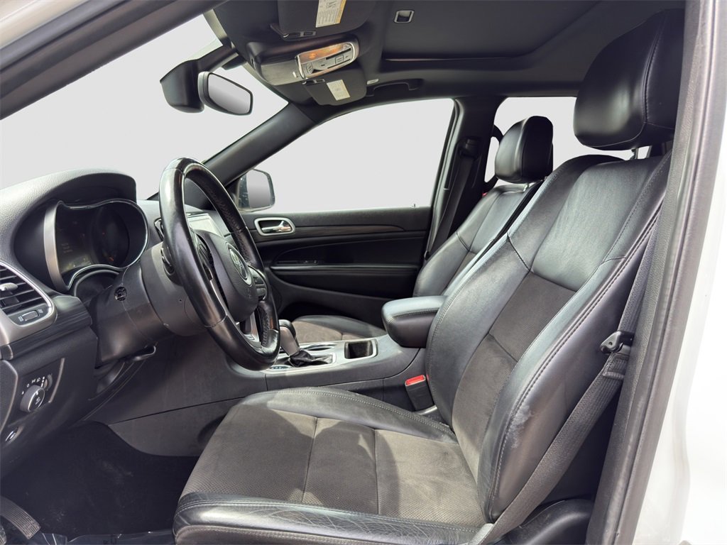 2020 Jeep Grand Cherokee Laredo photo 7