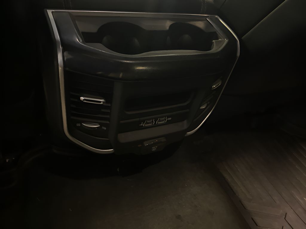2020 Ram 2500 Laramie photo 9