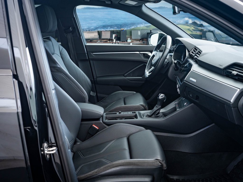 2022 Audi Q3 S line Premium Plus photo 39