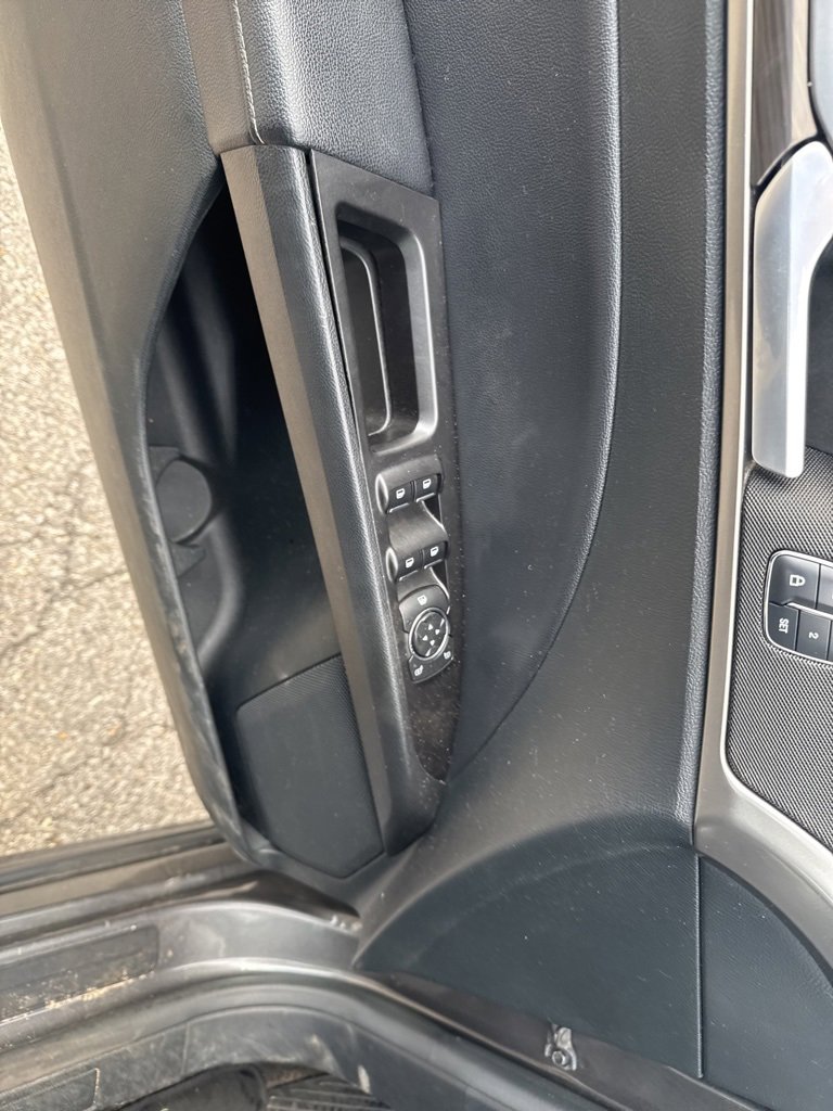 2017 Ford Fusion SE photo 47