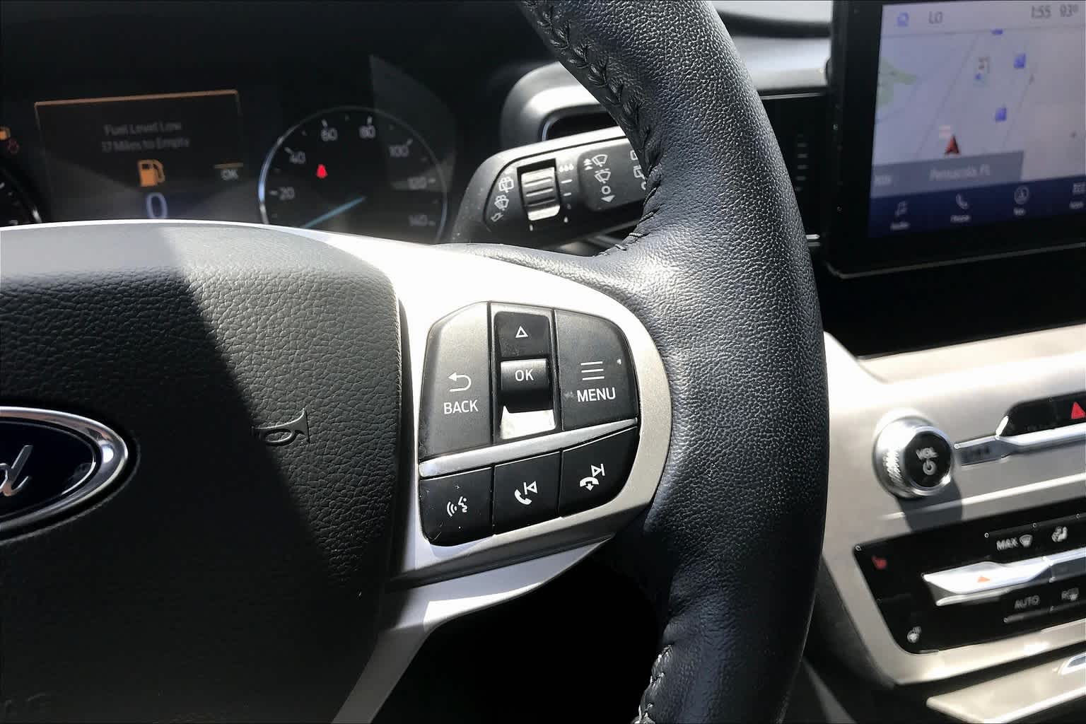 2022 Ford Explorer XLT photo 19
