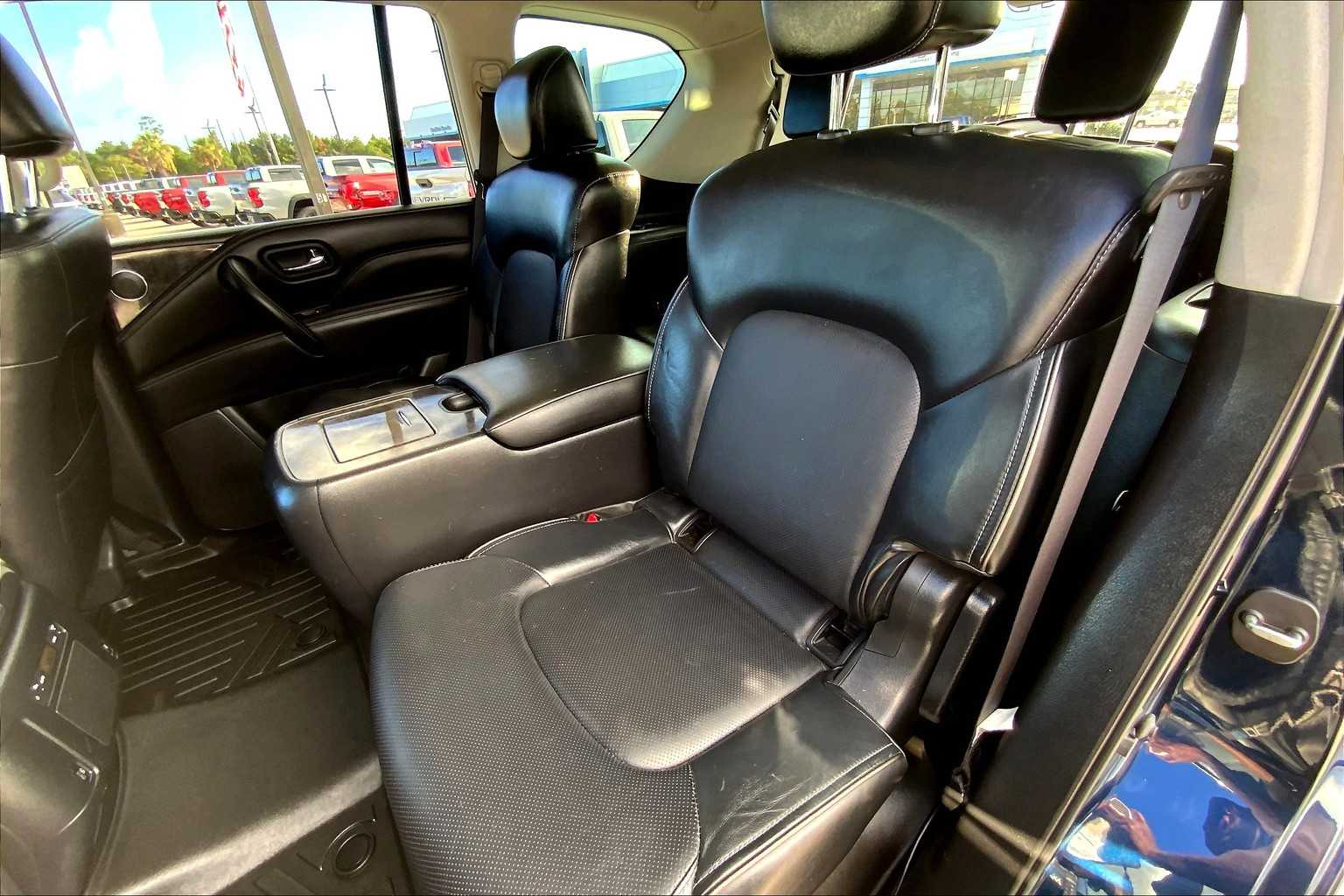 2022 Infiniti QX80 Luxe photo 20