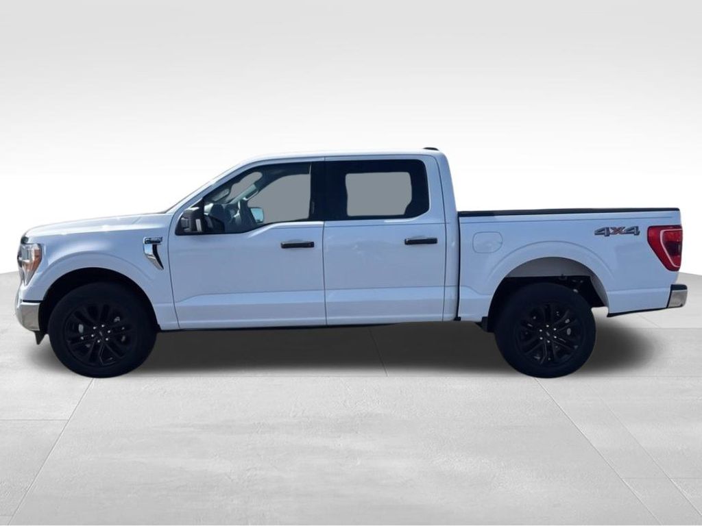 2021 Ford F-150 XLT photo 2