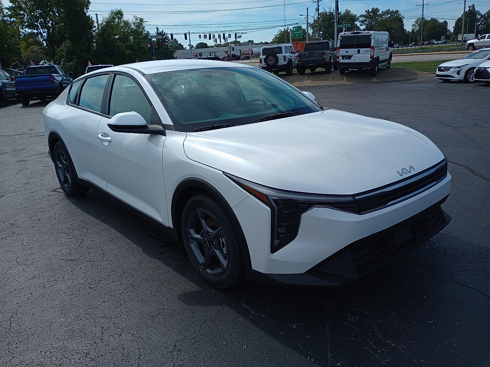 2025 Kia K4 LXS's photo