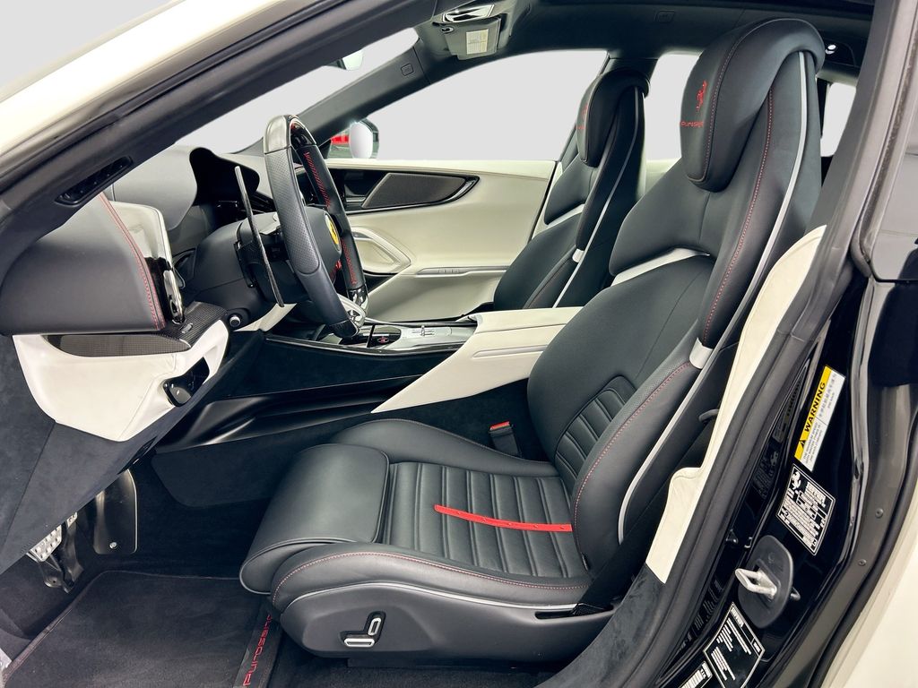 2024 Ferrari Purosangue photo 11