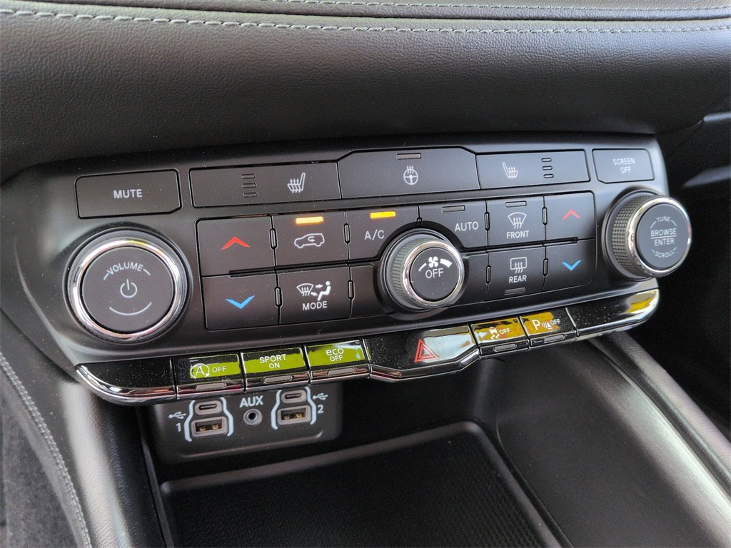 2021 Dodge Durango SXT Plus photo 24