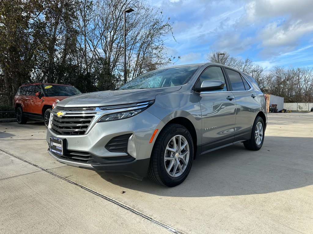 2024 Chevrolet Equinox LT's photo