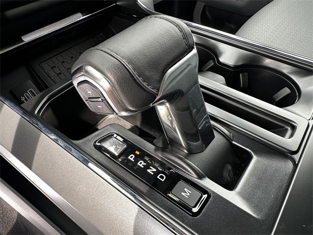 2025 Ford F-150 Lariat photo 27
