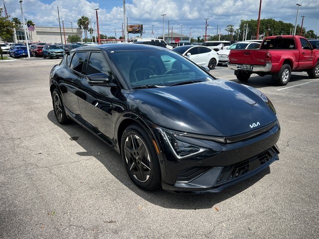 2025 Kia EV6 GT-Line photo 2