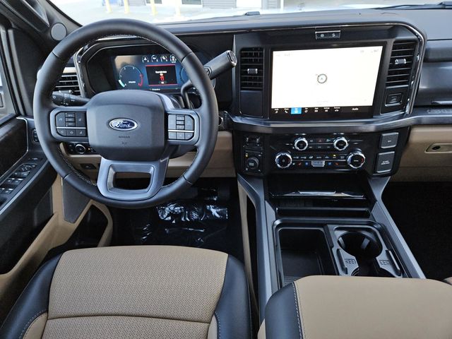 2026 Ford F-250 Lariat photo 4