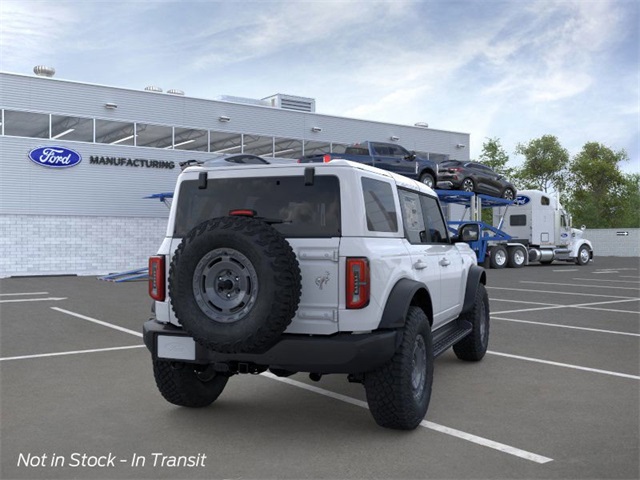 2025 Ford Bronco Outer Banks photo 8