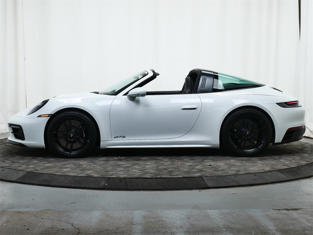 2023 Porsche 911 Targa 4S 4 GTS photo 2