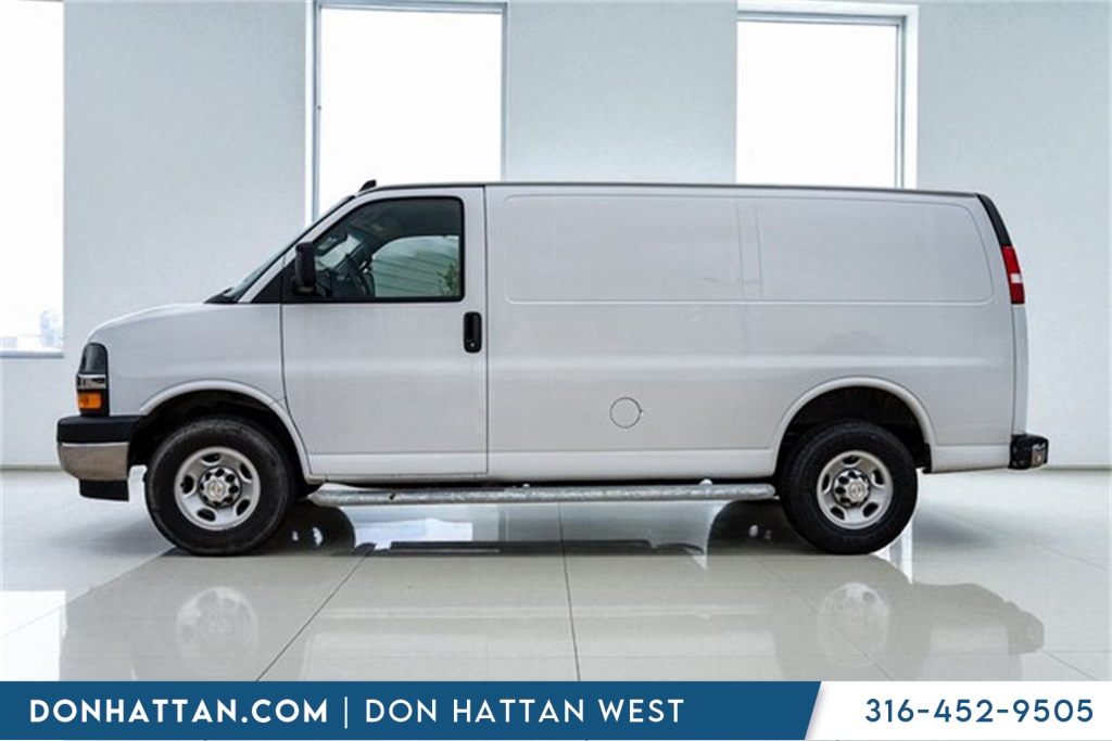 2023 Chevrolet Express 2500 Work Cargo Van photo 2