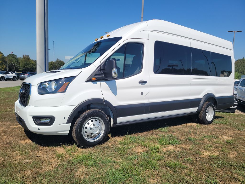 2025 Ford Transit photo 6