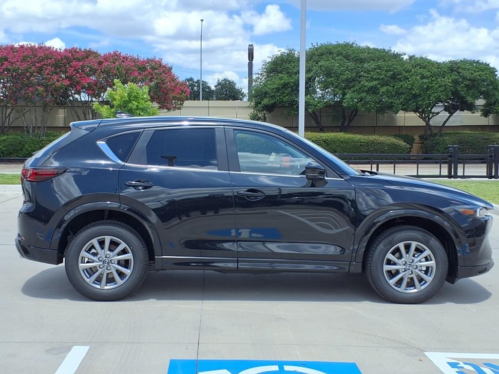 2025 Mazda CX-5 2.5 S Preferred photo 2