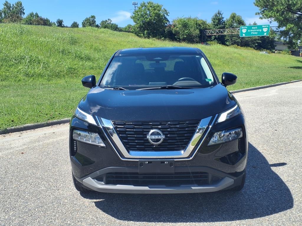2023 Nissan Rogue SV photo 2
