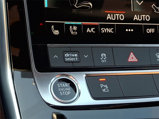 2024 Audi Q8 55 Premium Plus photo 29
