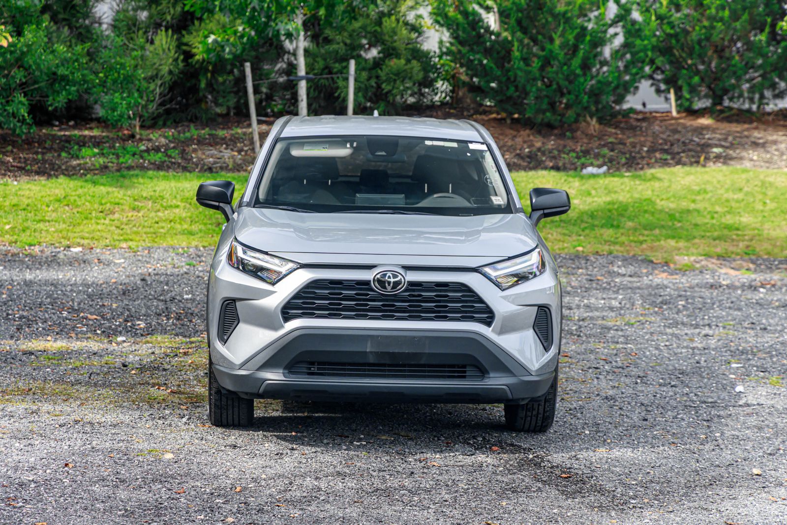 2024 Toyota RAV4 LE photo 2