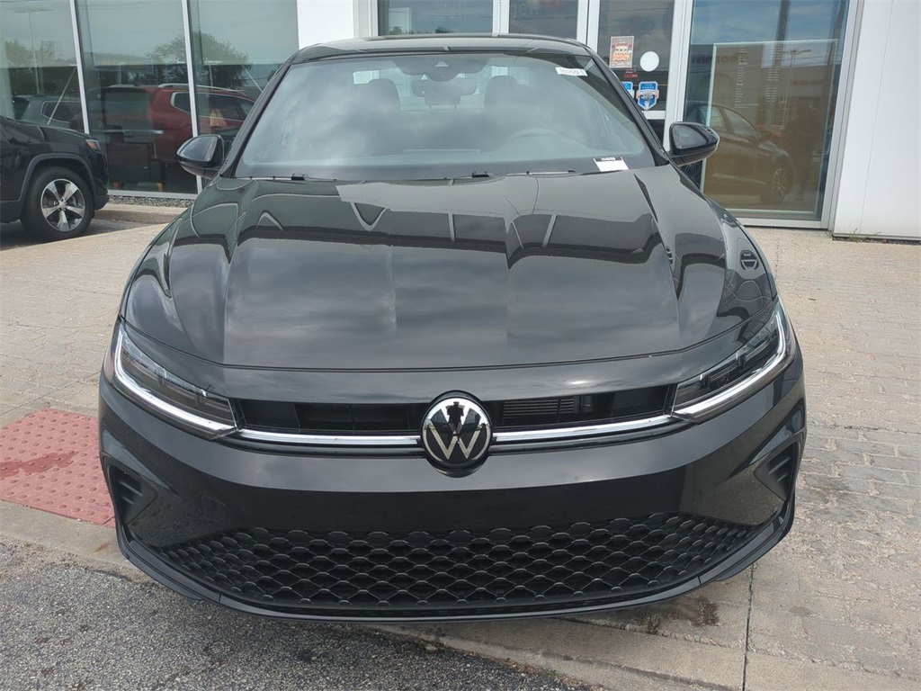 2025 Volkswagen Jetta 1.5T Sport photo 3