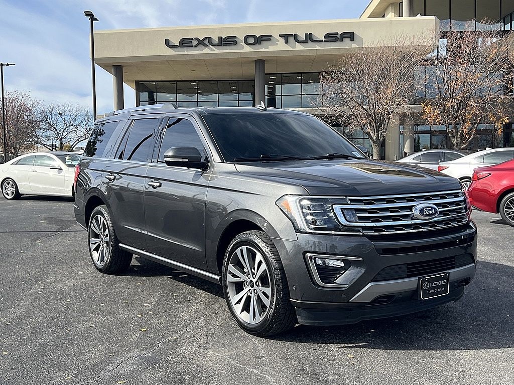 2021 Ford Expedition Limited's photo