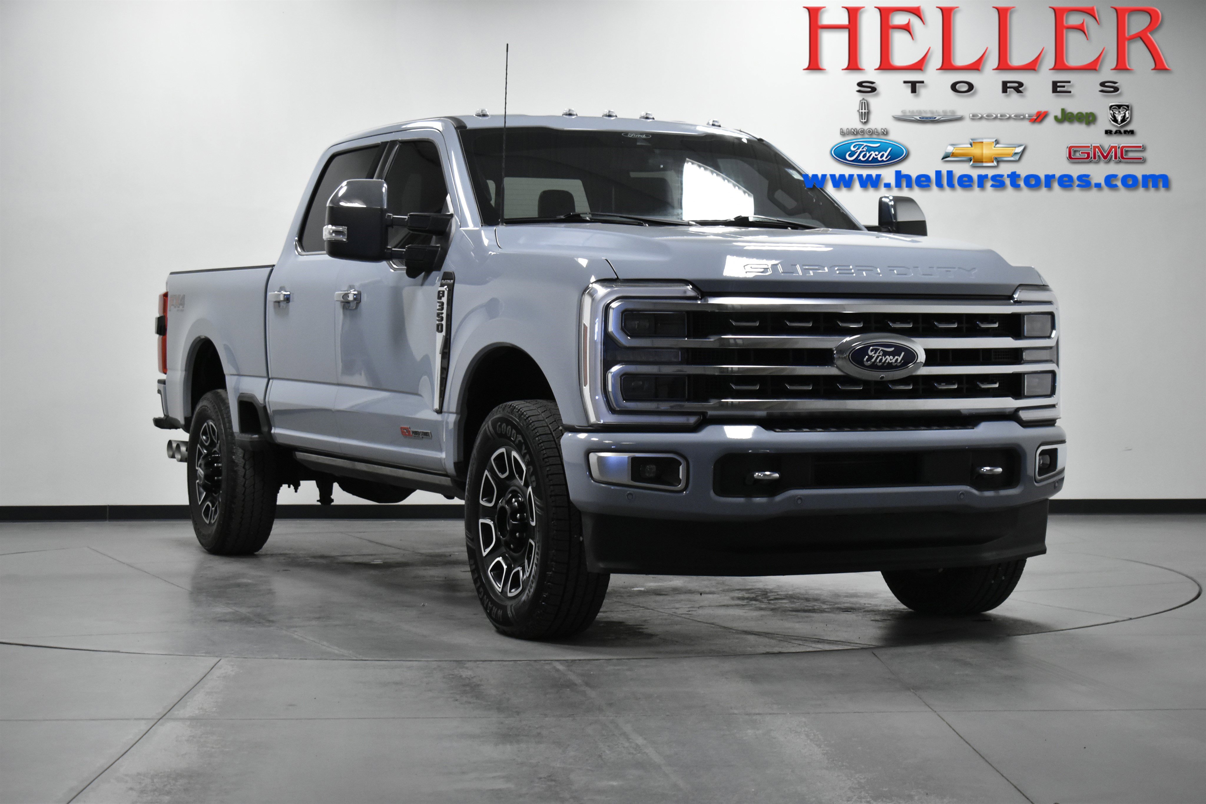 Used 2024 Glacier Gray Metallic TriCoat Ford Platinum image 1