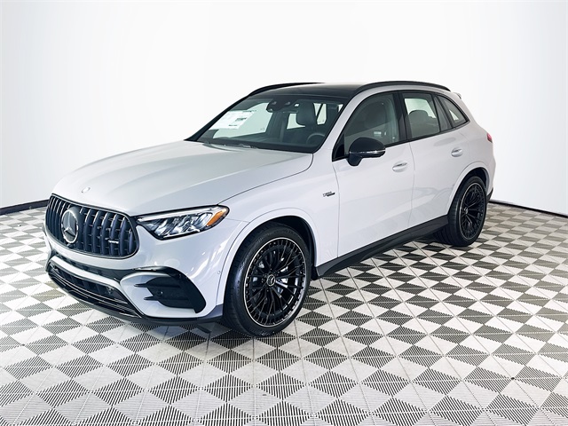 2026 Mercedes Benz GLC 43 photo 3