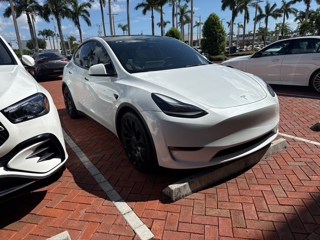 Used 2022 Tesla Model Y Performance with VIN 7SAYGDEF8NF524057 for sale in Northfield, Minnesota
