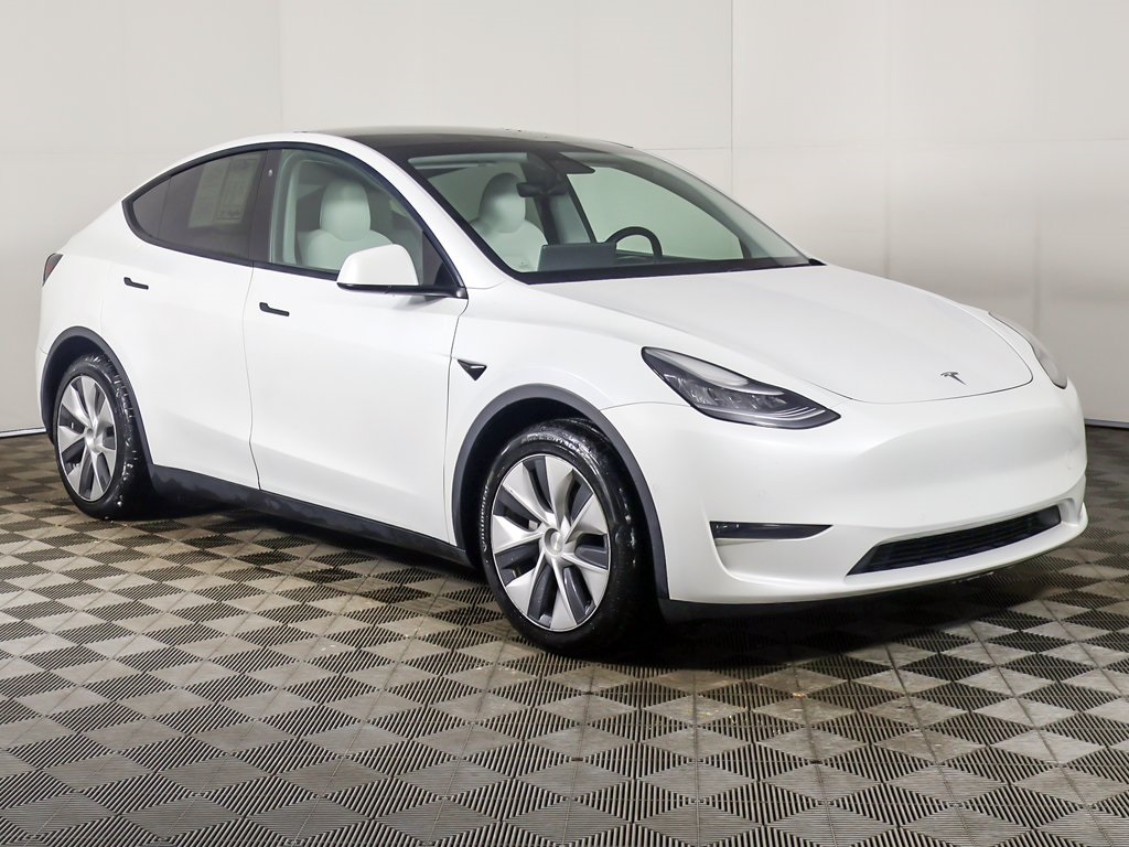 Used 2020 Tesla Model Y Long Range with VIN 5YJYGDEEXLF023964 for sale in Akron, OH