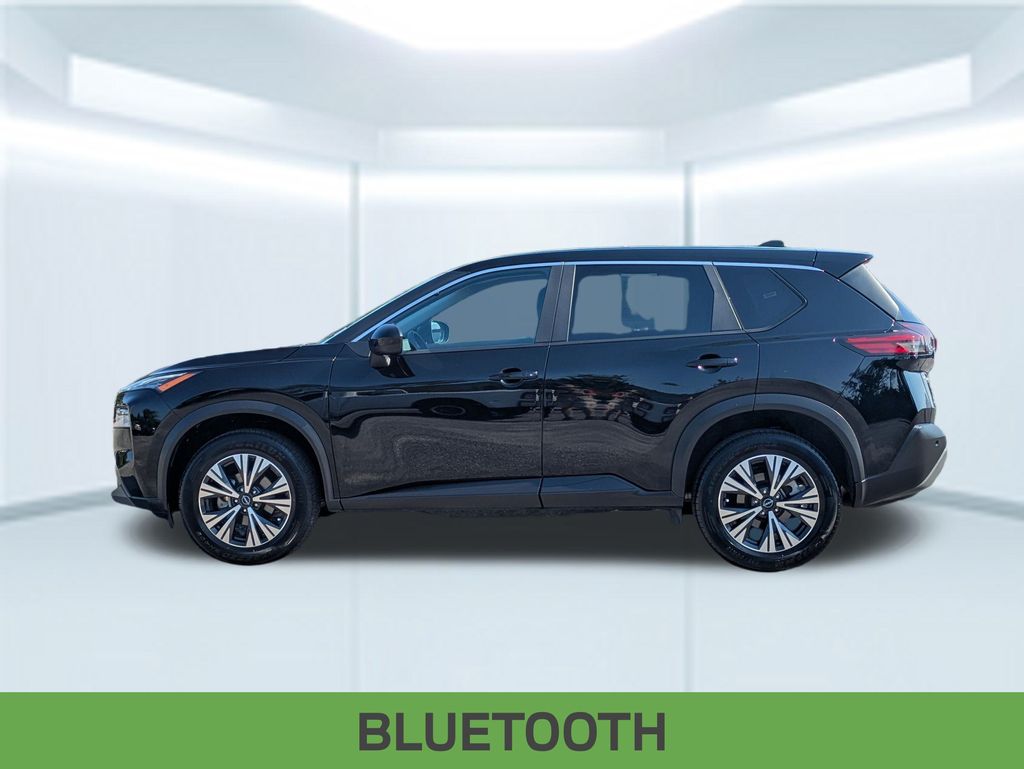 2023 Nissan Rogue SV photo 2