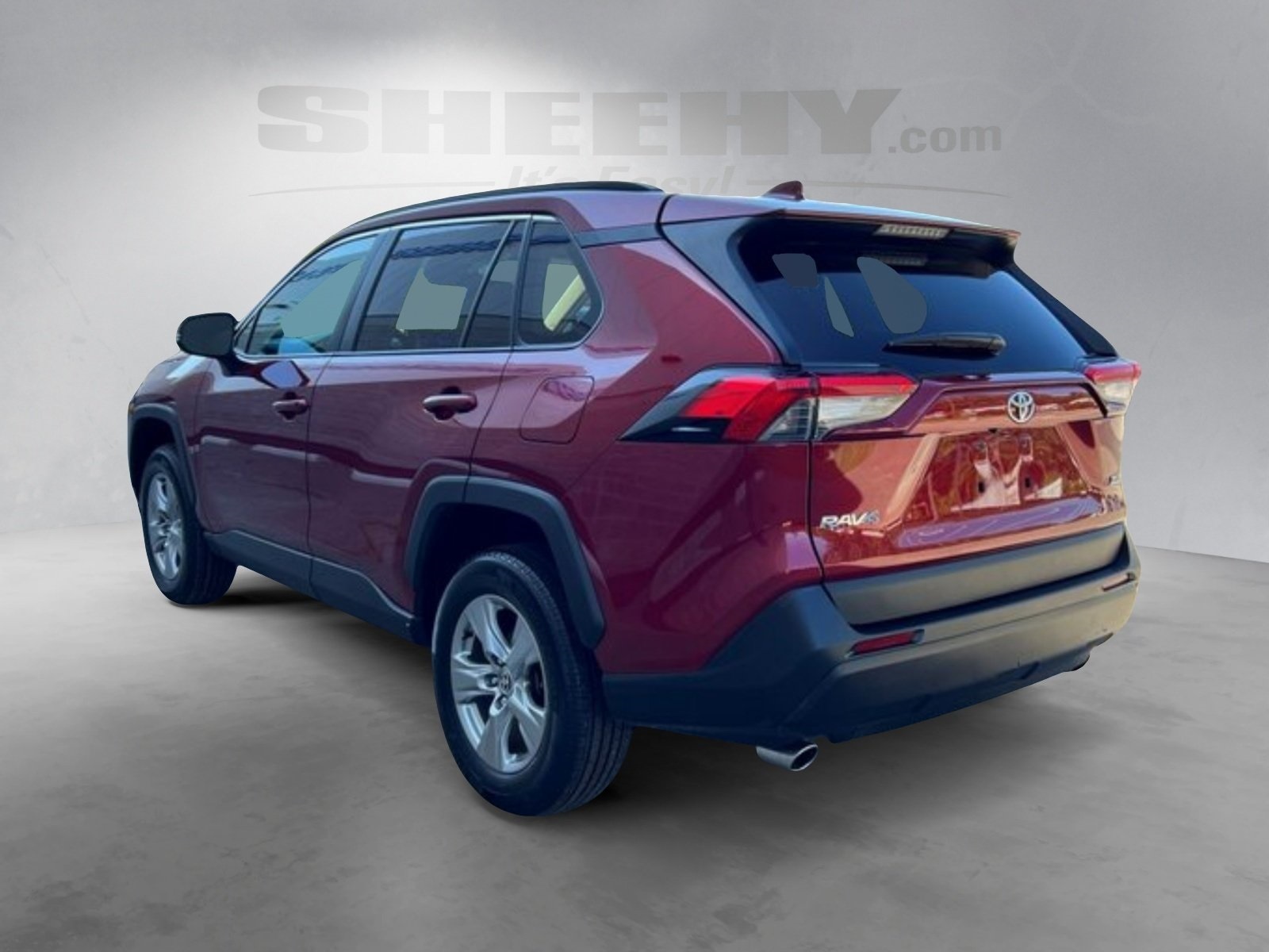 2023 Toyota RAV4 XLE photo 10