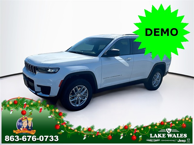 2025 Jeep Grand Cherokee Laredo photo 2